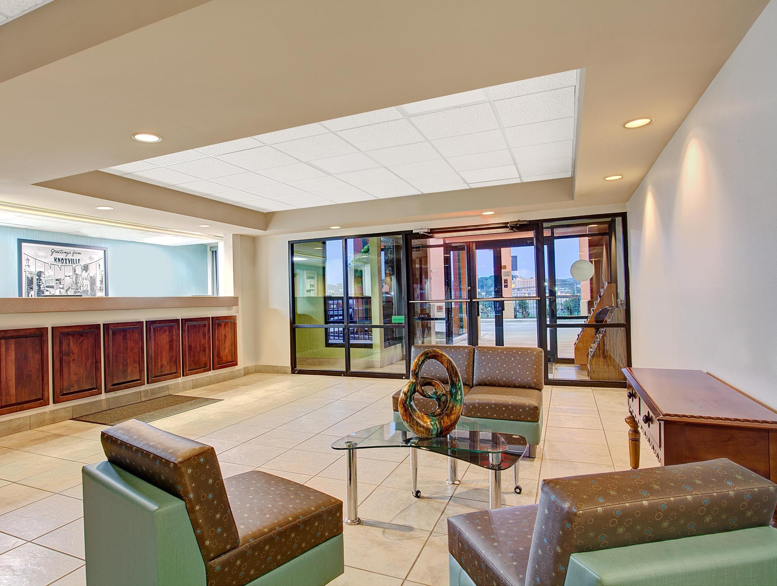 Super 8 By Wyndham Knoxville East Extérieur photo